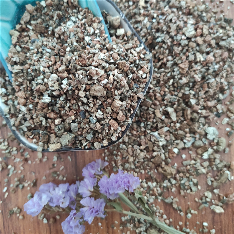 孵化用優(yōu)級銀白蛭石